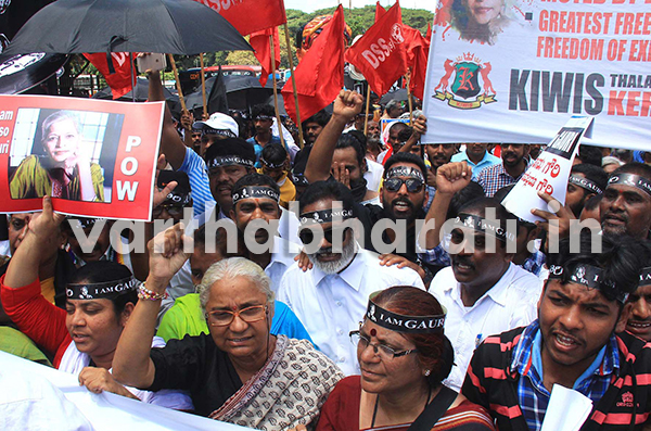 ದೇಶದಲ್ಲಿ ಹಿಂಸೆಯ ನಗ್ನ ನರ್ತನ ನಡೆಯುತ್ತಿದ್ದರೂ ಪ್ರಧಾನಿ ಮೋದಿ ಮೌನವಹಿಸುತ್ತಾರೆ: ಮೇಧಾ ಪಾಟ್ಕರ್ ಆಕ್ರೋಶ